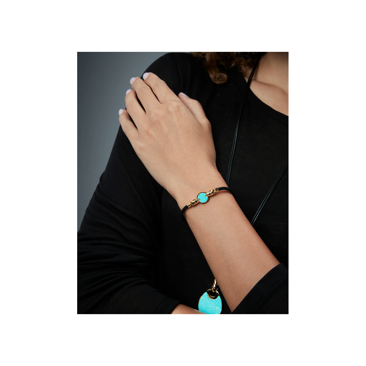 Pulsera Viceroy cordón negro con placa reversible 15190P01012