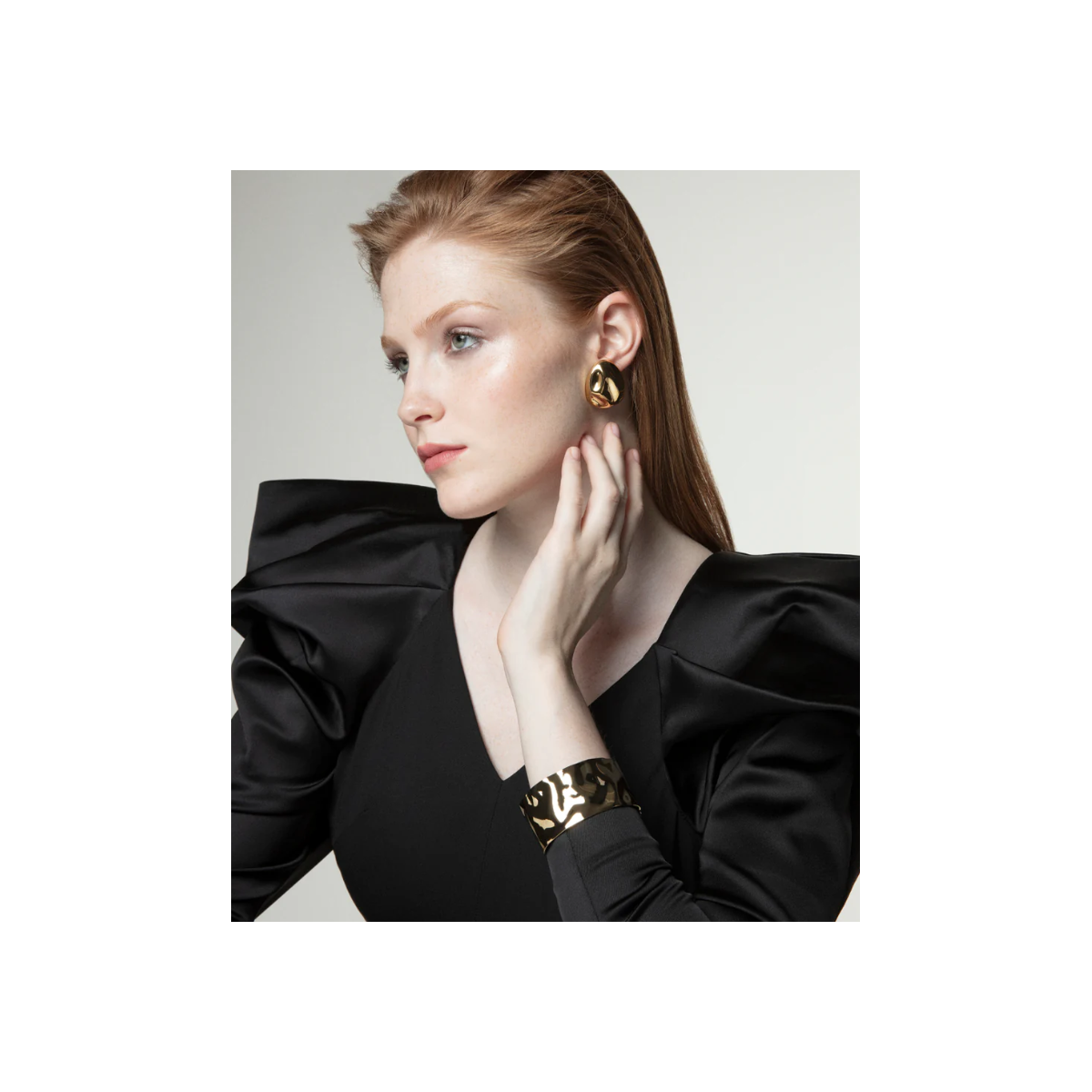 Pulsera Viceroy Rígida Acero Dorado Abierta 15157P01012