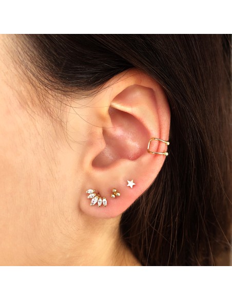 18K PIERCING OREJA ORO AMARILLO PIRAMIDE TRES BOLITAS 4X3.5 MM ( UNIDAD )