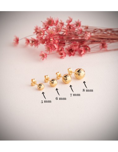 18K PENDIENTES ORO AMARILLO BOLA TALLADA HUECA....