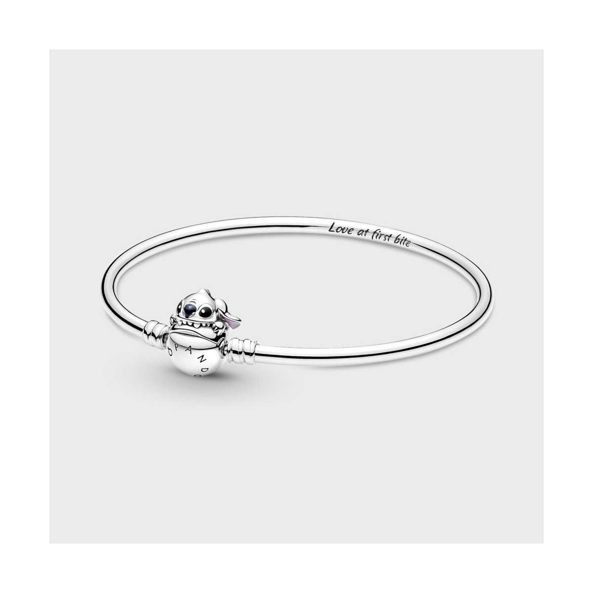 Pulsera Rígida Pandora Moments Cierre Mordisco Stitch de Disney 591683C01-17