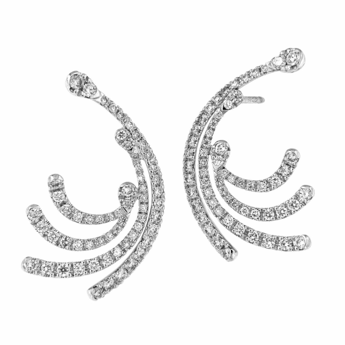 Pendientes en Oro Blanco con Brillantes – Diseño Ola BB009781