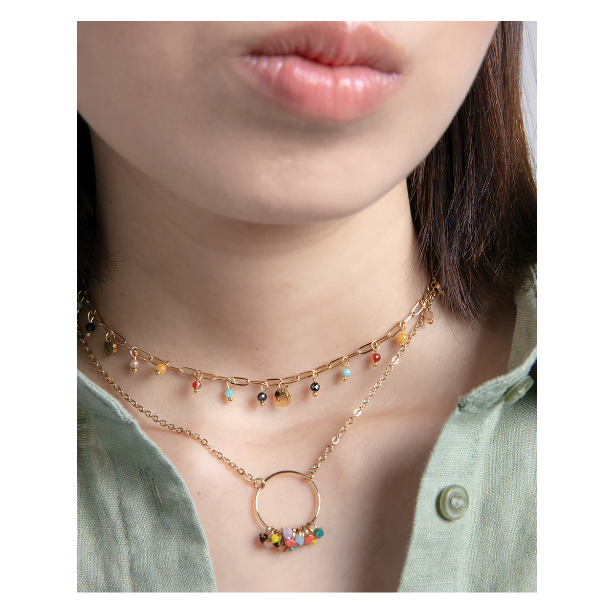 Collar Viceroy con piedras naturales colgantes de colores 14166C01019