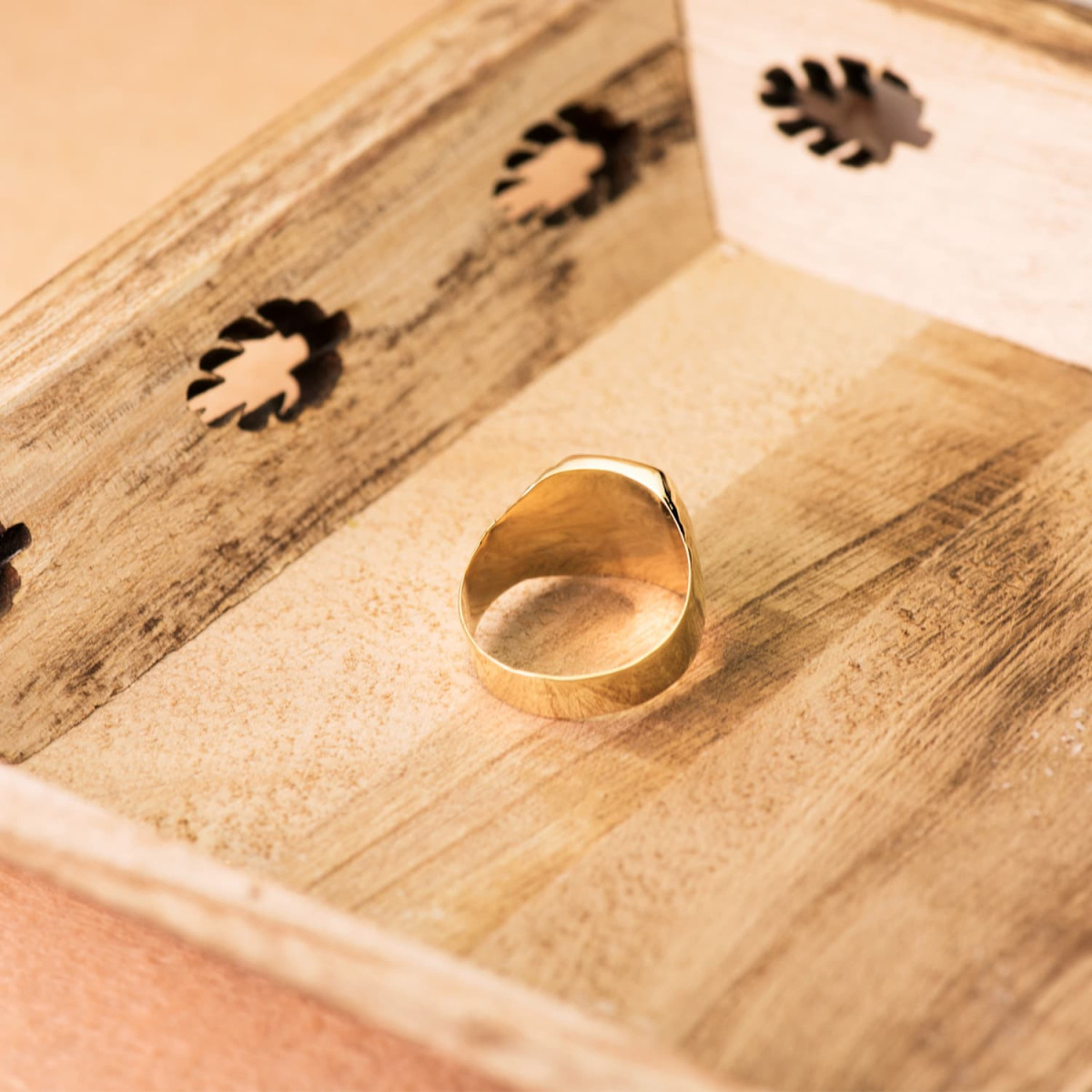 9K SELLO ORO AMARILLO HUECO CABALLERO TONEL. ZONA GRABADO: 14X12 MM