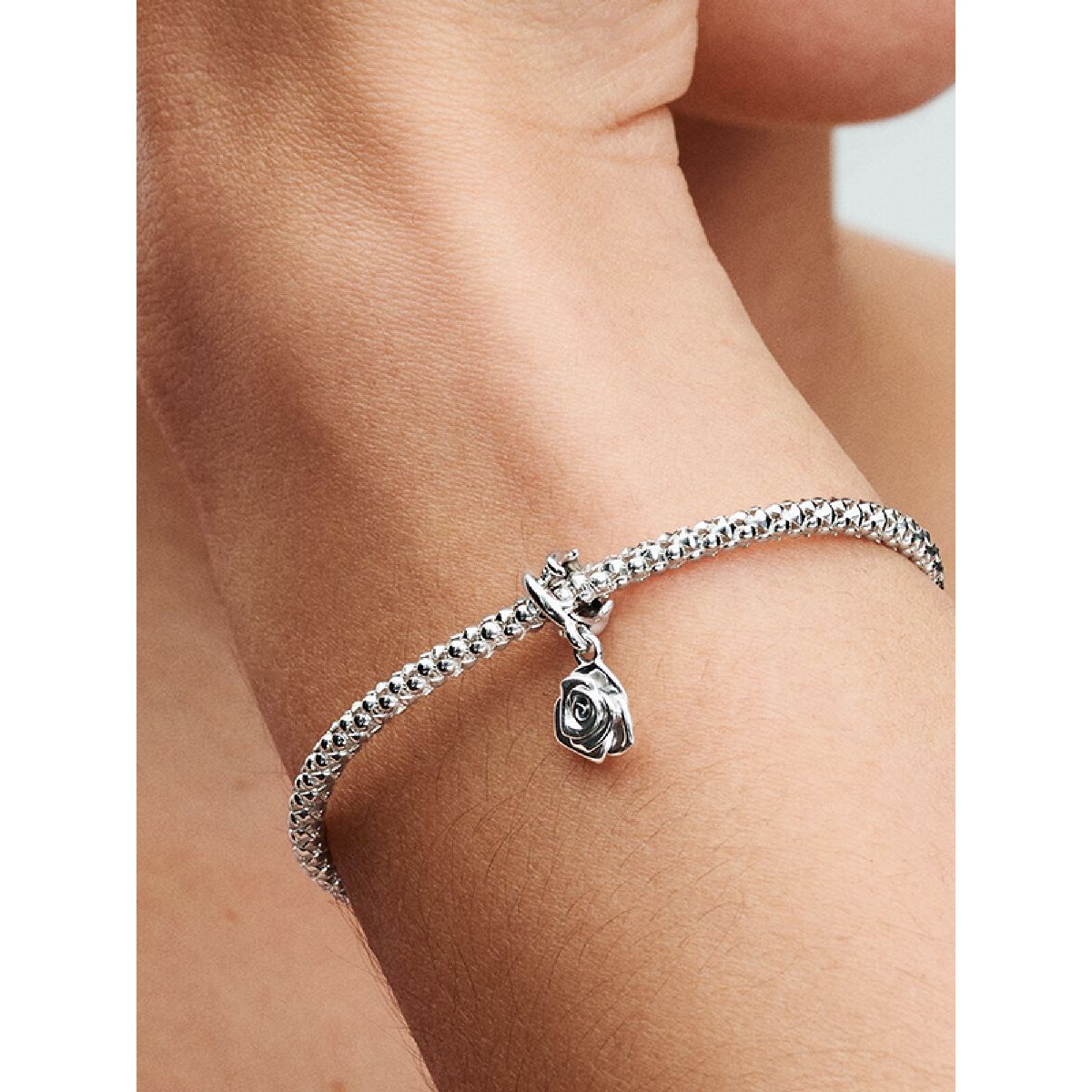 Charm Pandora Colgante Rosa Floreciendo 793213C00